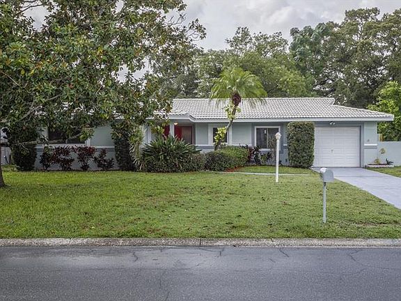 3rd image of 2473 Brentwood Dr