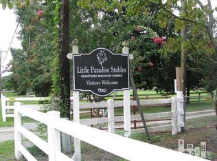 708 Middle Sound Loop Rd, Wilmington, NC 28411