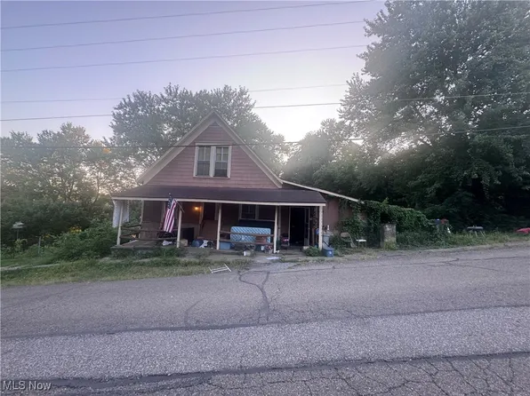 603 Ferry St, Beverly, OH 45715