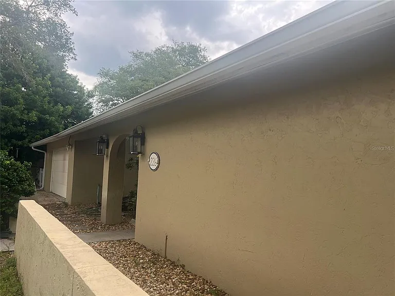 226 Delmar Ave — Photo 37