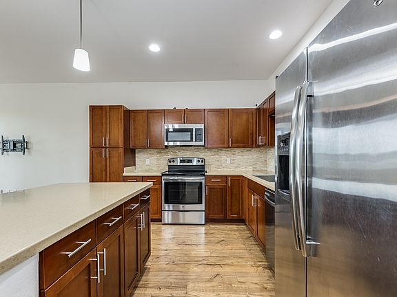 5th image of 801 Kakala St #1-1607-1