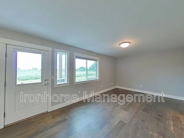 2930 Warbler Way #B — Photo 9