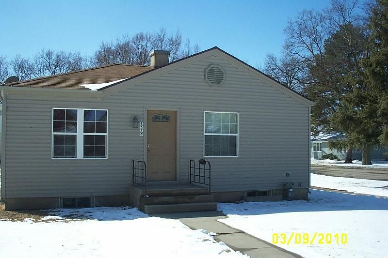 2nd image of 1524 N Wheeler Ave