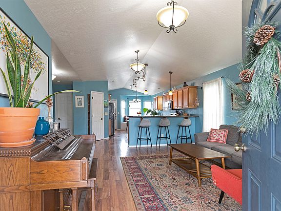 3rd image of 2425 Snaffle Bit Way