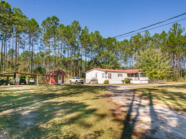 216 Pine Ridge Rd, Waycross, GA 31503