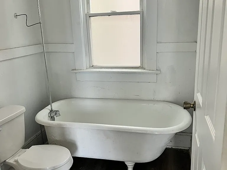 839 E 26th St #2 — Photo 19