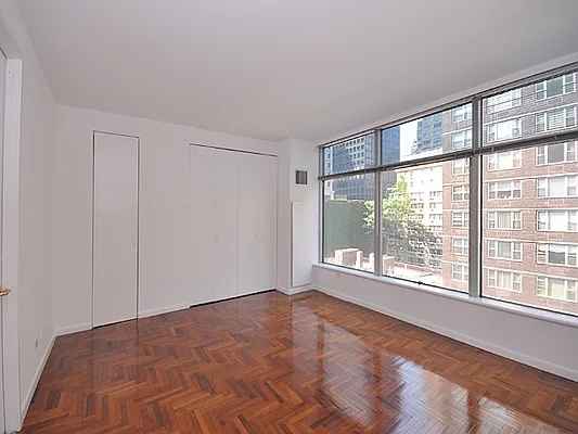 Rented by Cooper & Cooper Real Estate | media 16