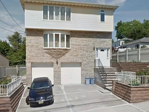 154 Sunset Ave Floor 2