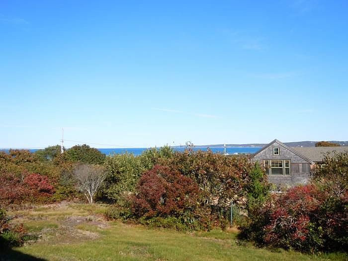 2nd image of 2 Sea Horse Ln