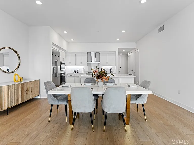 2602 Rivington — Photo 5