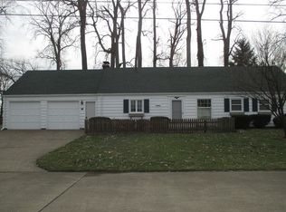 130 Bayshore Dr, Sandusky, OH
