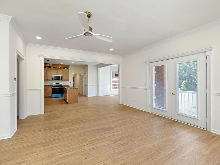 2090-4 Bridge Ct — Photo 10
