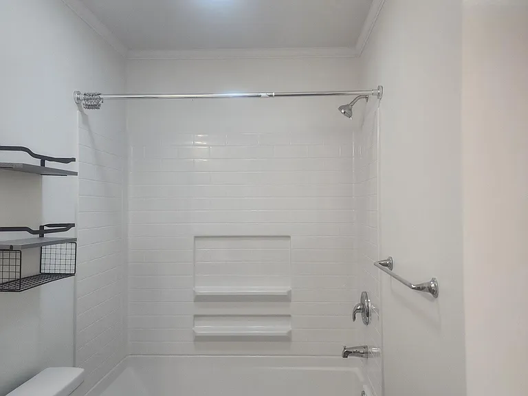 909 Tamarac Dr — Photo 12