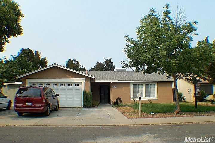 1st image of 1033 Petaluma Dr