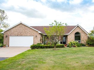 26161 Schuck Rd, Washington, IL 61571