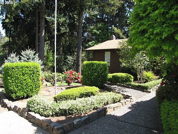 3rd image of 10701 NW 11th Ave