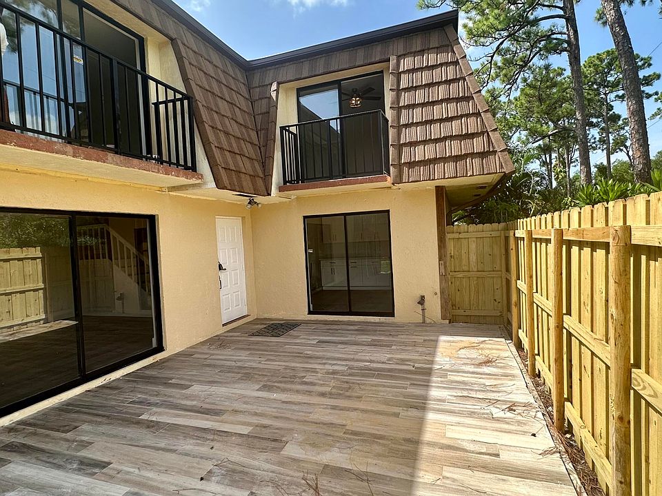 1st image of 2405 Caroma Lane