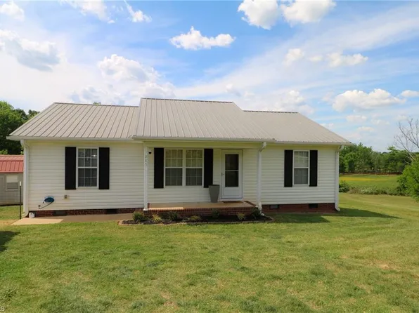 285 Raven Cir, Lexington, NC 27292