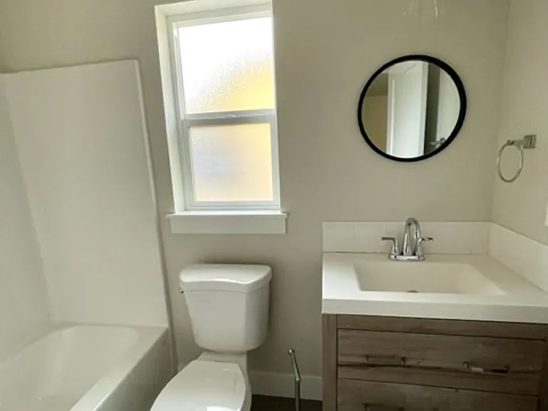 1718 NE Lotus Dr #1 — Photo 17