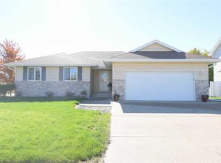 1012 El Paso Dr, South Sioux City, NE 68776