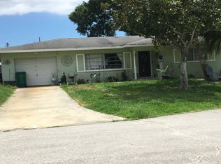 1445 Douglas Dr, Clearwater, FL 33756