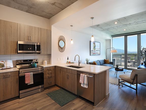 3rd image of 151 S State St #311