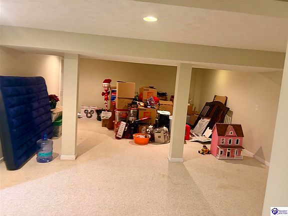 3rd image of 23 Shiloh Ct