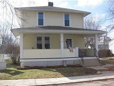 2nd image of 151 S Chester St