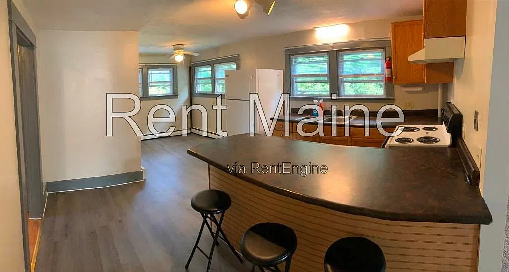 2 bed, 1.0 bath, $1,600 — Photo 1