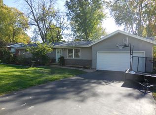 1136 Lakeridge Rd, Danville, IL 61832