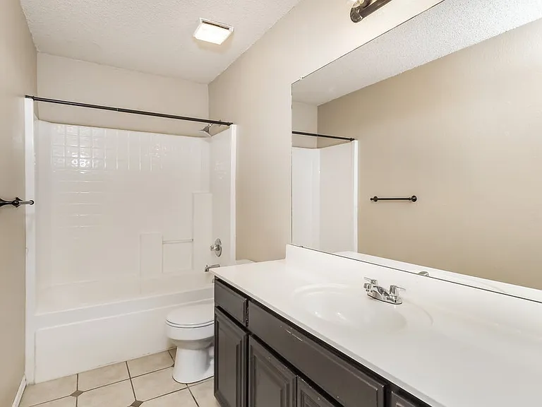 317 Willowstone Trl — Photo 15