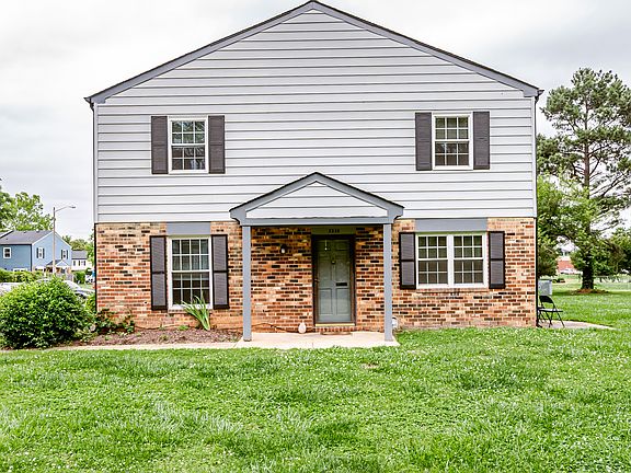2nd image of 3253 Hunters Mill Dr