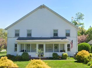 48 Reservoir Ave, Northport, NY 11768