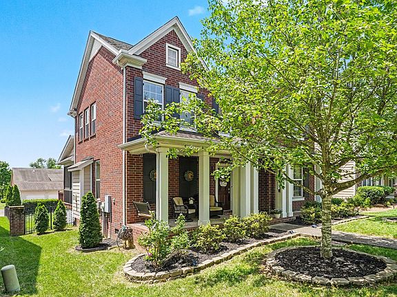 3rd image of 207 Watson View Dr