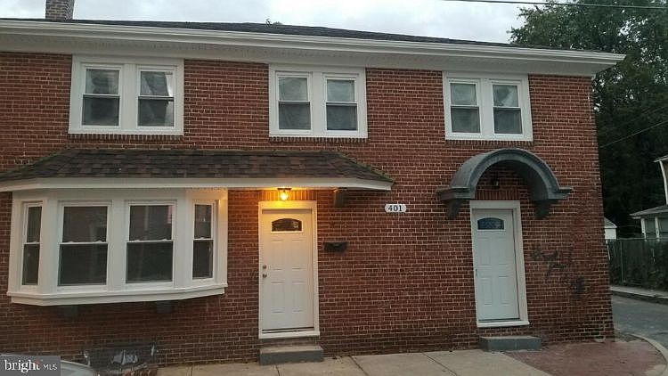 1st image of 401 Lawrence St #A