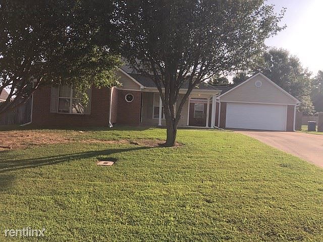 288 Wylie Exterior 1