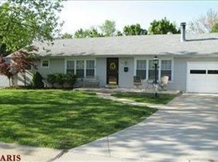 7443 Dalgren Dr, Saint Louis, MO