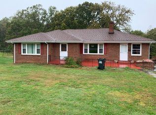 386 Old Wright Shop Rd, Madison Heights, VA 24572