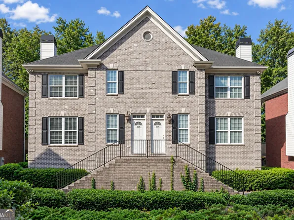 8949 Carroll Manor Dr, Sandy Springs, GA 30350
