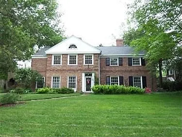 2937 Manchester Rd photo 1