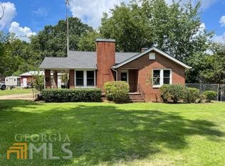 415 Elizabeth St, Commerce, GA 30529