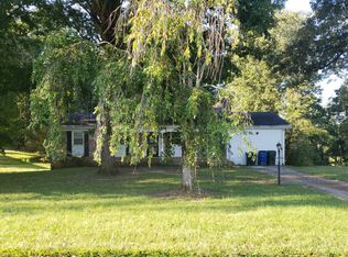 1532 W Fairfield Dr, Mount Airy, NC 27030