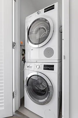 Rented by Compass | media 14