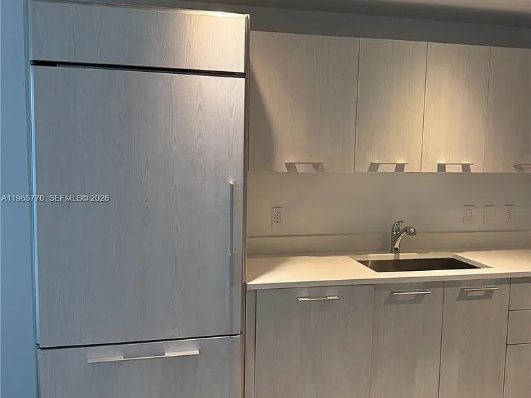 45 SW 9th St #1004 — Photo 15