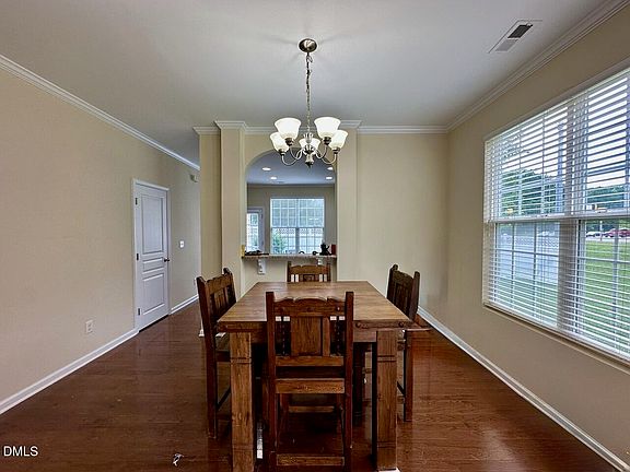5th image of 854 Cupola Dr