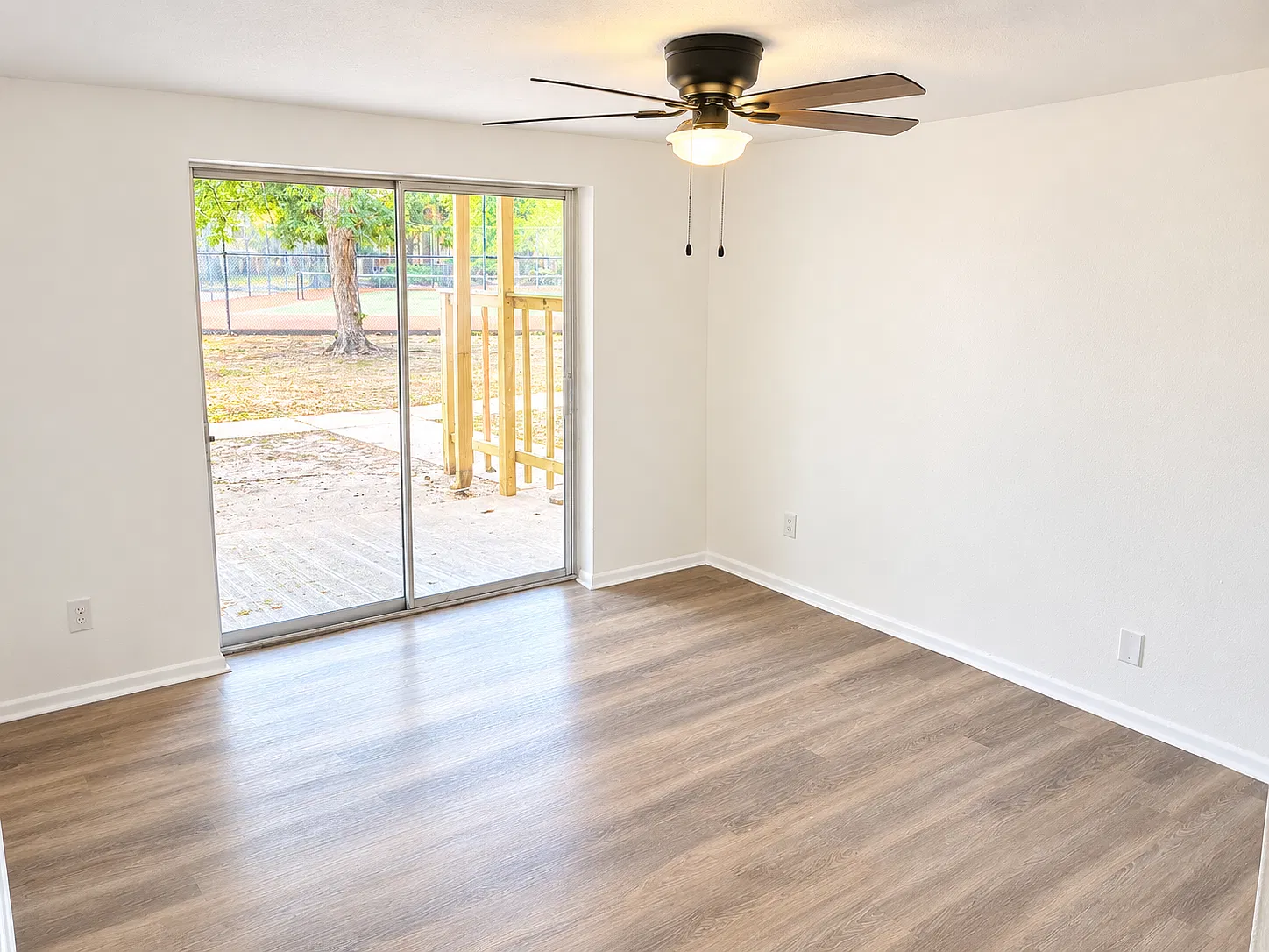 1 bed, 1.0 bath, 600 sqft, $1,200 — Photo 3