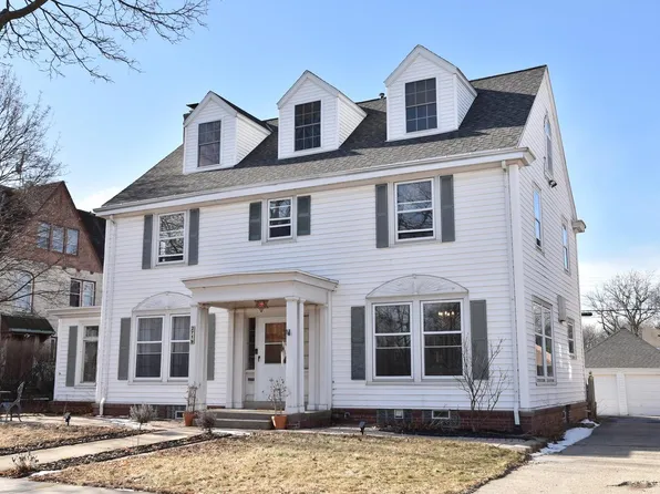 2719 South 43rd STREET, Milwaukee, WI 53219