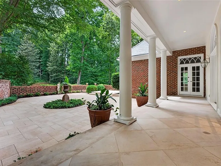 140 Valley Rd NW — Photo 48