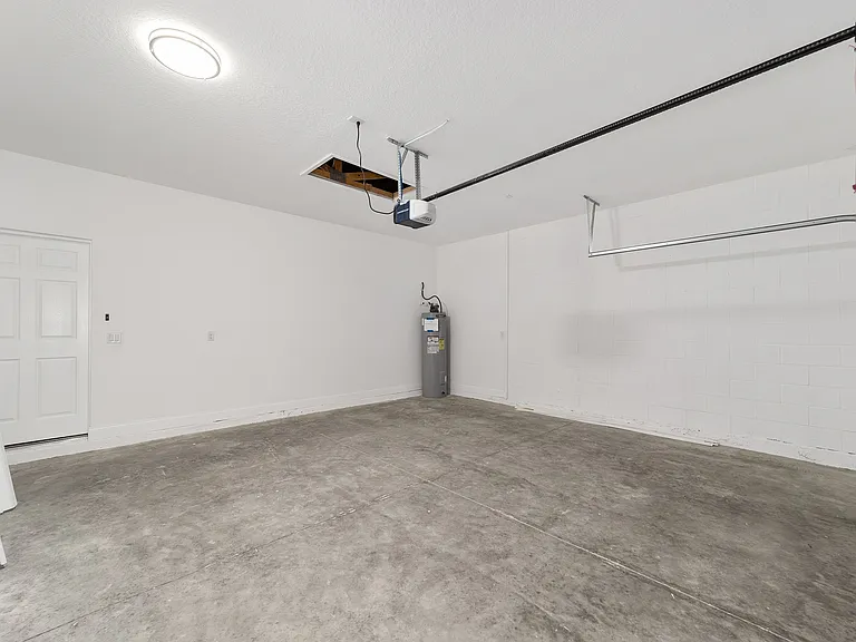 9371 N Akola Way — Photo 32