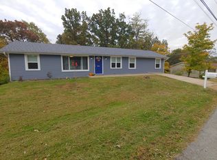 3004 Karen Ct, High Ridge, MO 63049